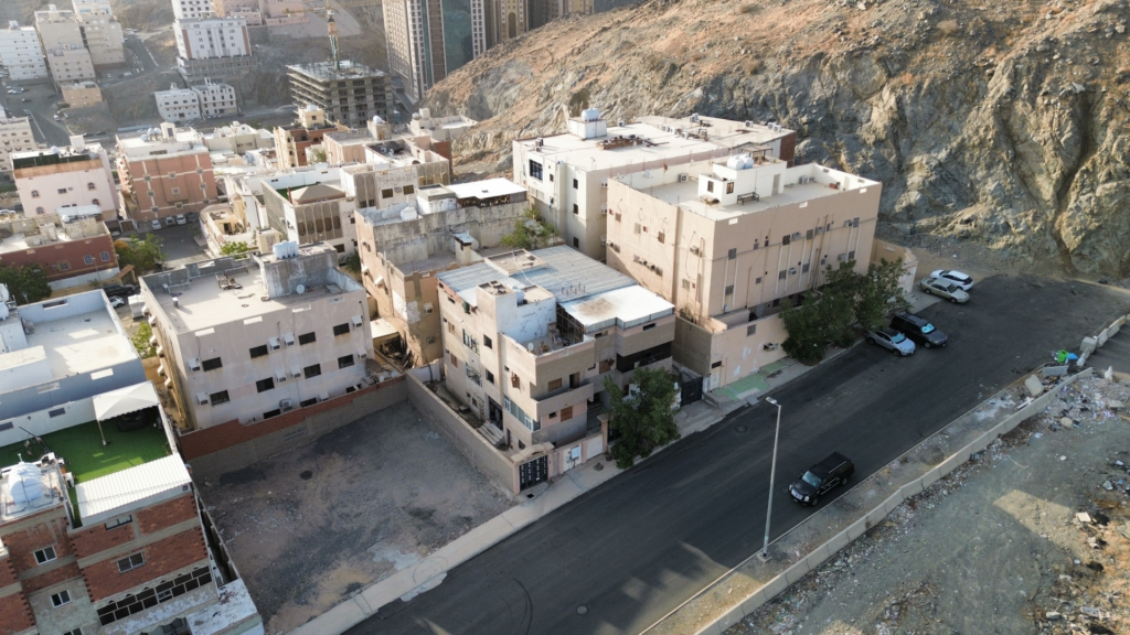 1- عمارة سكنية بحي قرطبة بمساحة 399.65 م² في مدينة مكة المكرمة – العاصمة المقدسة