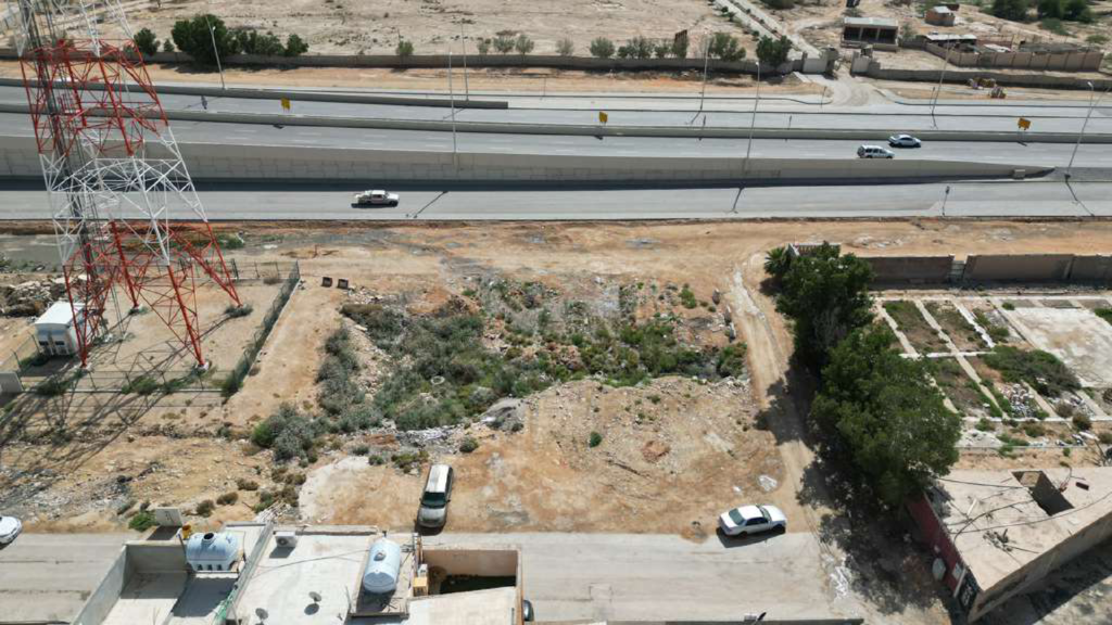 4- ارض تجارية سكنية بحي الغناميه بمساحة 1428 م² في مدينة الرياض