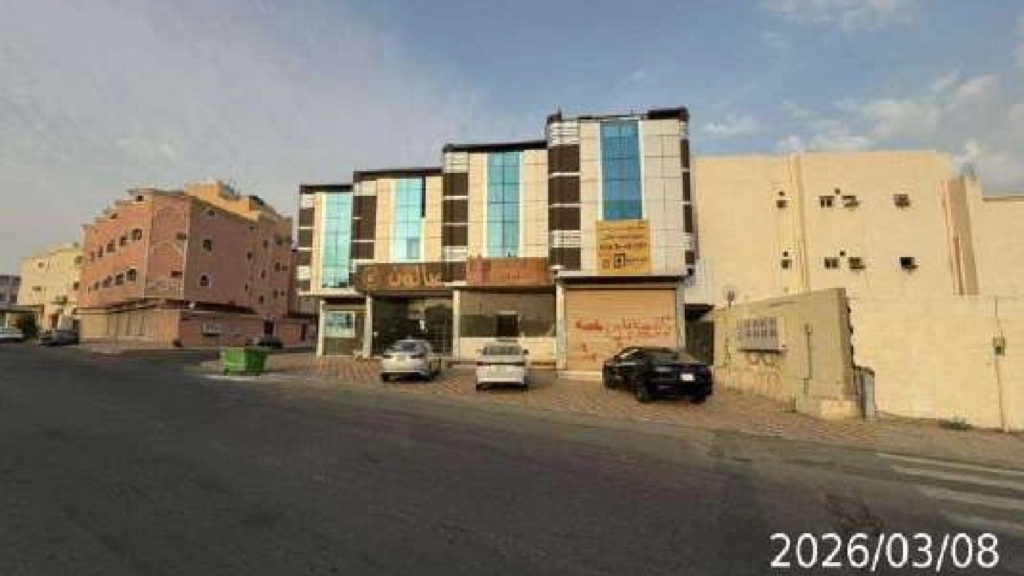 7- عمارة تجارية سكنية – المقام
