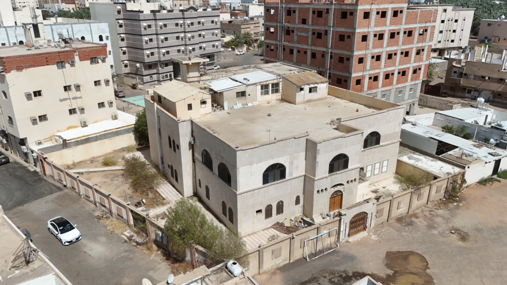 5- فيلا سكنية بحي العوالي بمساحة 1572.23 م² في المدينة المنورة