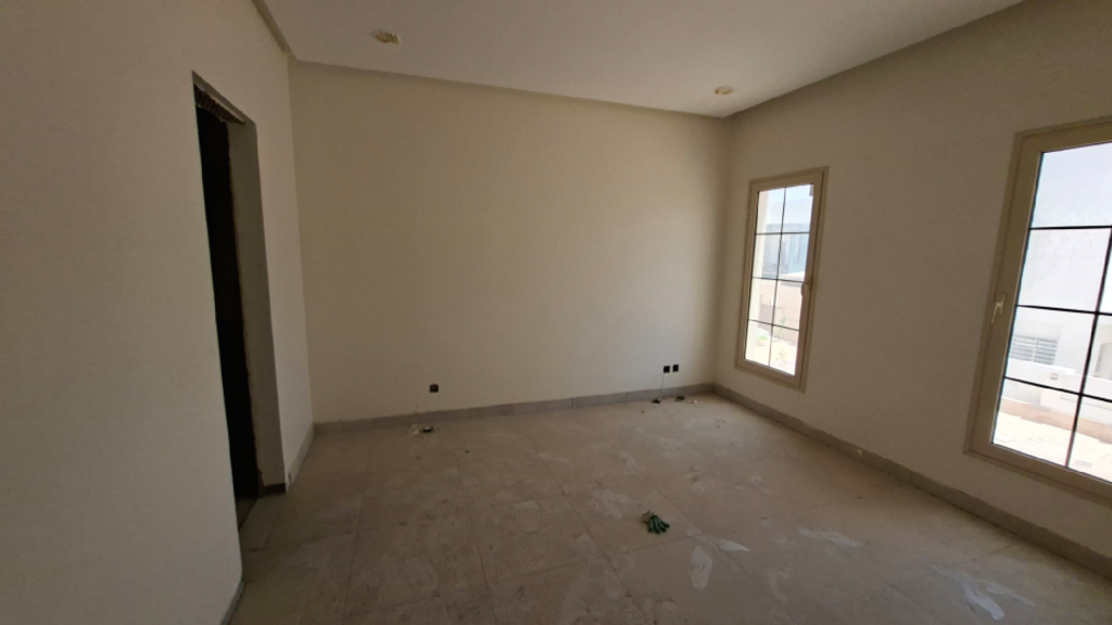12- فيلا سكنية متصلة – الخبر (حي الأمواج) – بمساحة: 239.05م² – رقم الصك 794763000155