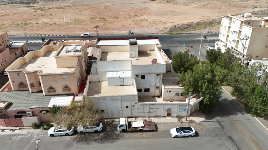 15- فيلا سكنية بحي شرق المجمع بصك 342123000288
