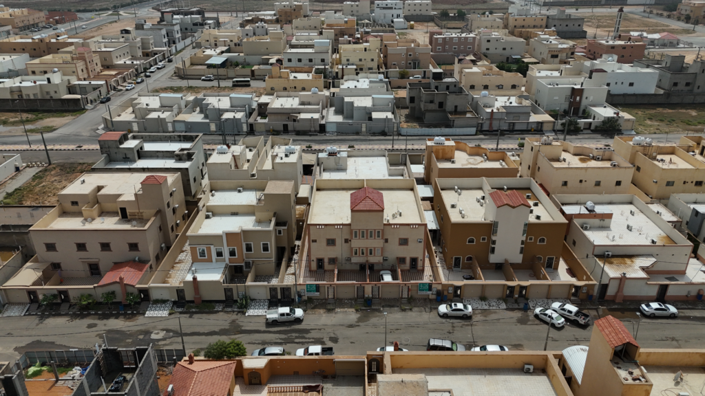 10 – ﻓﻴﻼ بمدينة رياض الخبراء – بمساحة 299.7 م²