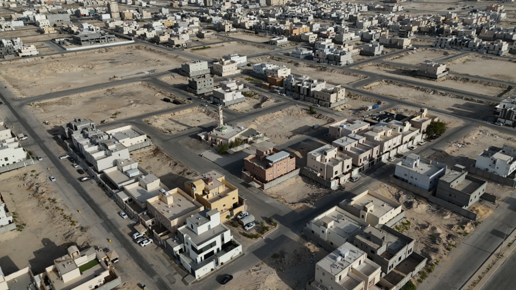 13- عمارة بحي جنوب الهفوف بصك 960001314683