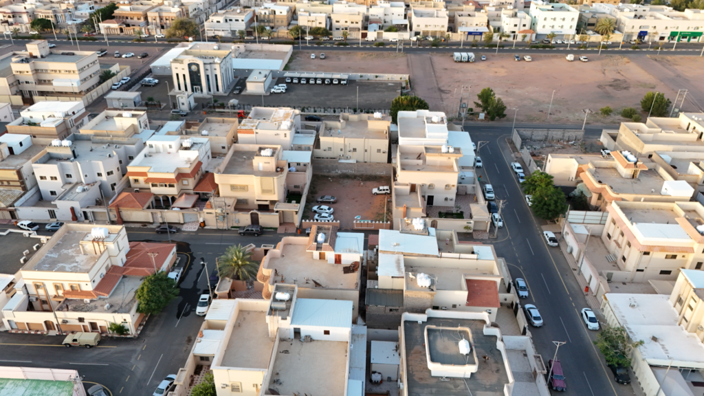 5- أرض سكنية – المنتزه الشرقي
