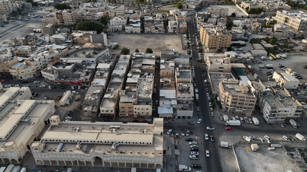 15- محل – القطيف (حي الفلاتية) – بمساحة: 20.43م² – رقم الصك 330608004467