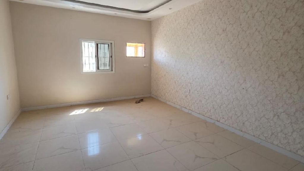 19- شقة سكنية عمر العقار 4 سنوات بمساحة 234.39 م ( جيزان – الصفا ) بصك 772104004166