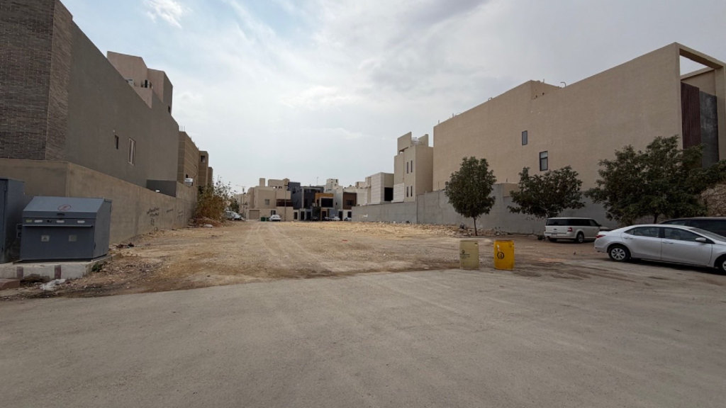 1- أرض سكنية بحي النرجس بصك 5170999290500000