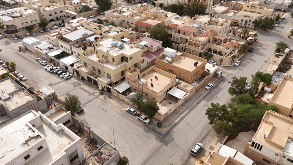 2- فيلا سكنية بحي الزهراء بصك رقم 5566227541000000