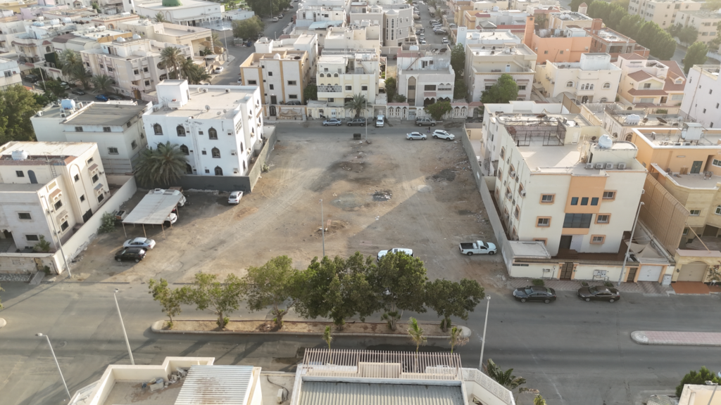 11- أرض سكنية بحي المحمدية بصك 420213025081