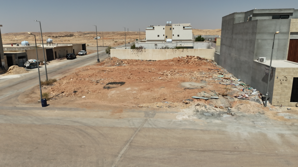 2- أرض سكنية بحي الدرعية – صك 411606001090
