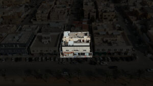 1-عمارة سكنية -حي الخليج -بمساحة:750م2
