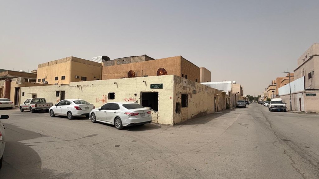 8- فيلا سكنية بحي النسيم فئة د بمدينة الرياض صك رقم 360611004885