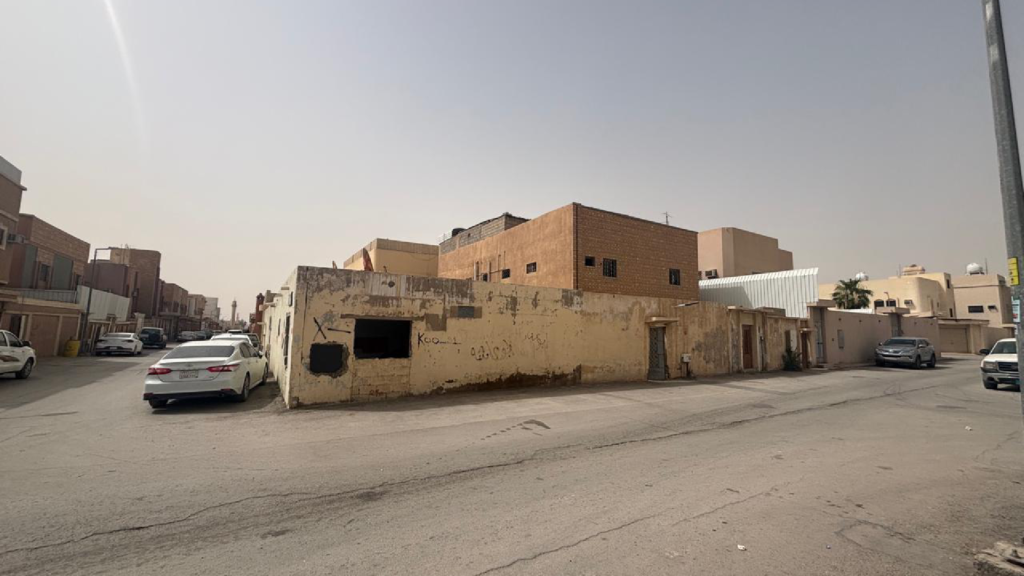 8- فيلا سكنية بحي النسيم فئة د بمدينة الرياض صك رقم 360611004885