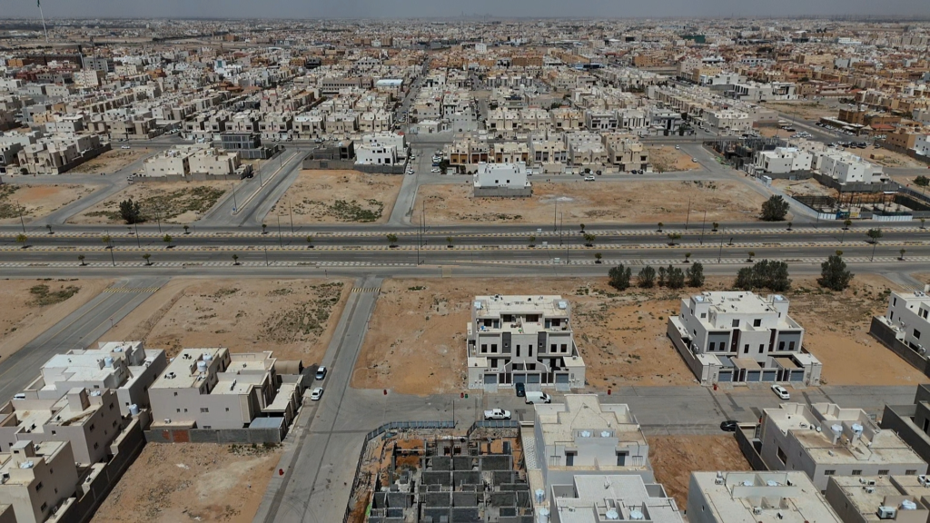 3-  دور بحي النخيل / بريده – بمساحة 190.56 م²