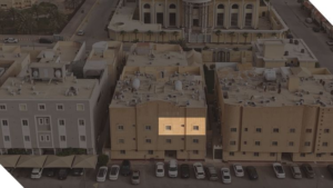 9- شقة سكنية بحي الحمراء بمدينة الرياض صك رقم 410114054815