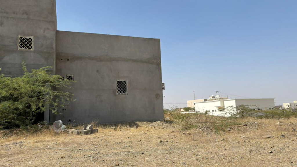 2- فيلا سكنية بصك 298496000264