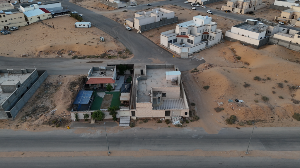 2- فيلا سكنية بحي ج21 بصك 493318022049