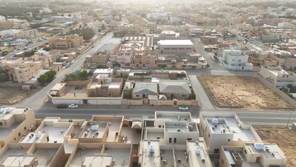16- فيلا سكنية بمساحة 496 م² في مدينة عنيزة