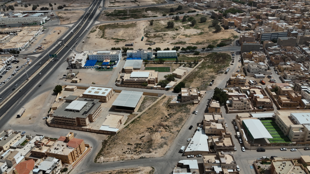 7-  أرض سكنية بحي الخبيب / بريده – بمساحة 387.99 م²