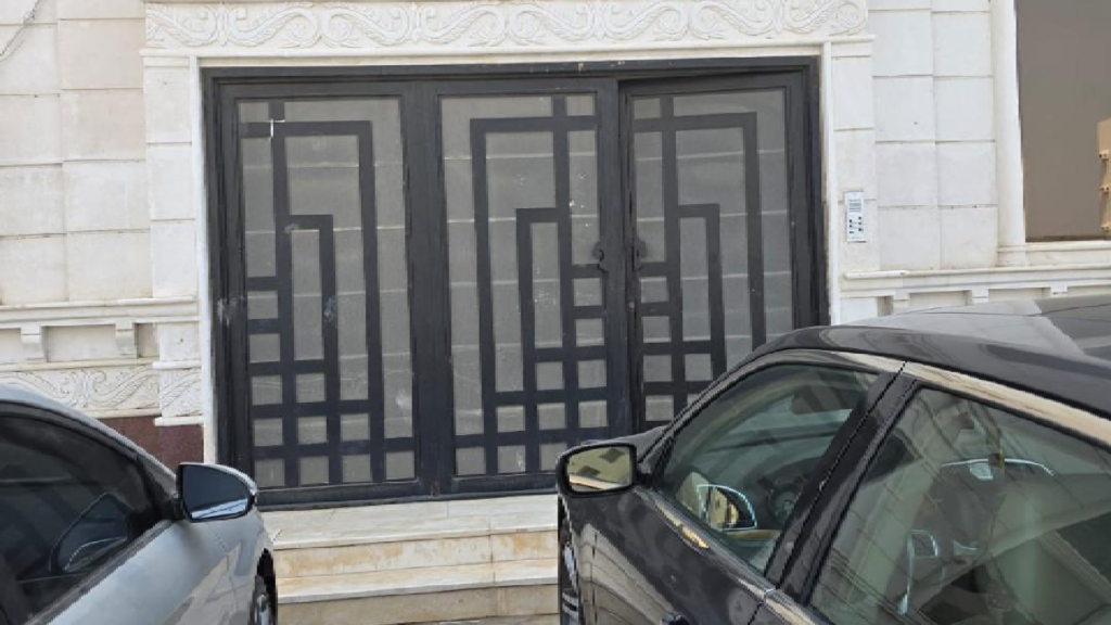 27- شقة سكنية عمر العقار 4 سنوات بمساحة 191.22 م ( جيزان – المحمدية ) بصك 695409003214