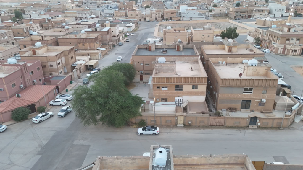 18- فيلا سكنية بمساحة 612.5 م² في مدينة عنيزة