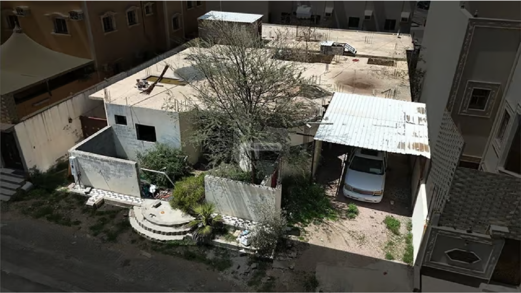 11- دور سكني 585م2 بحي الجبل