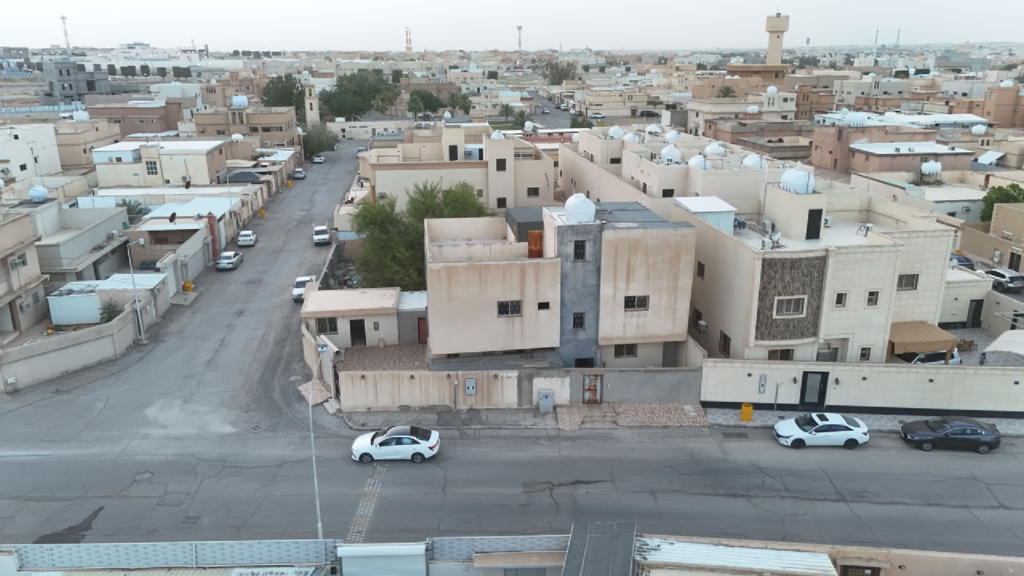 20- شقة سكنية بمساحة 277.3 م² في مدينة عنيزة