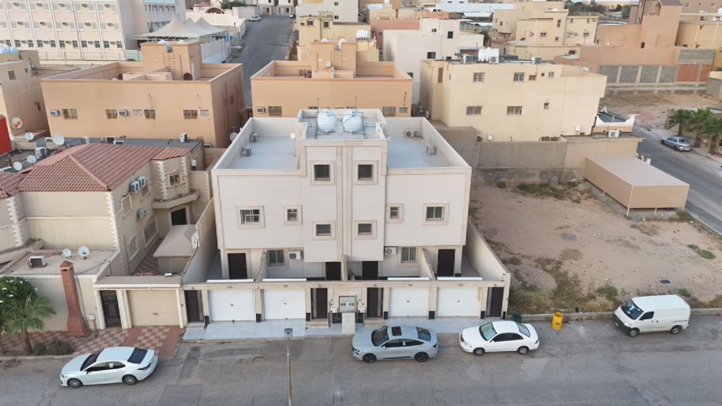 21- شقة سكنية بمساحة 131.5 م² في مدينة عنيزة