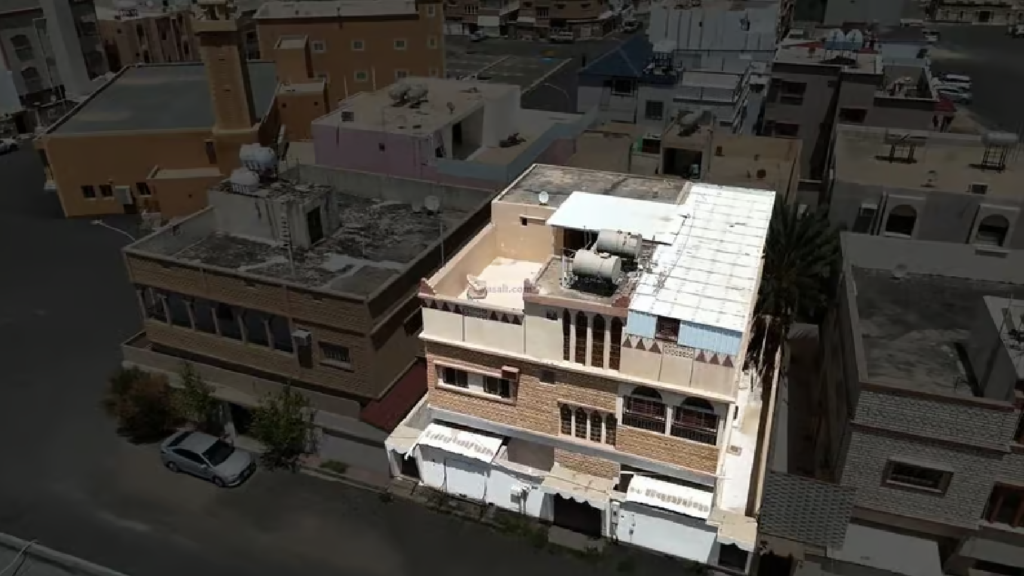 16- فيلا سكنية 225م2 بحي جنوب خط المطار