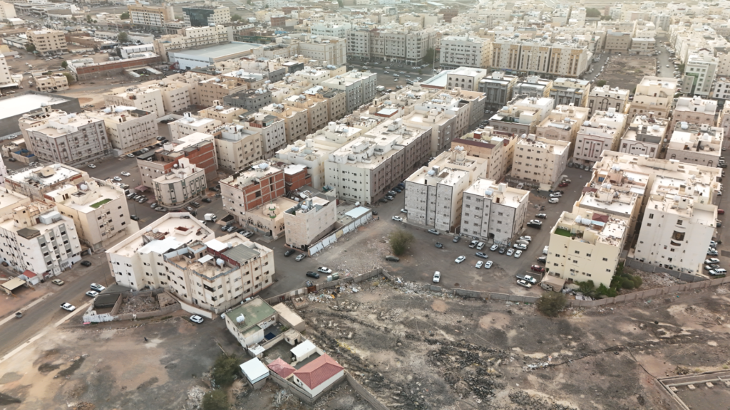 3- أرض – الحرة الشرقية جنوب شرق المطار