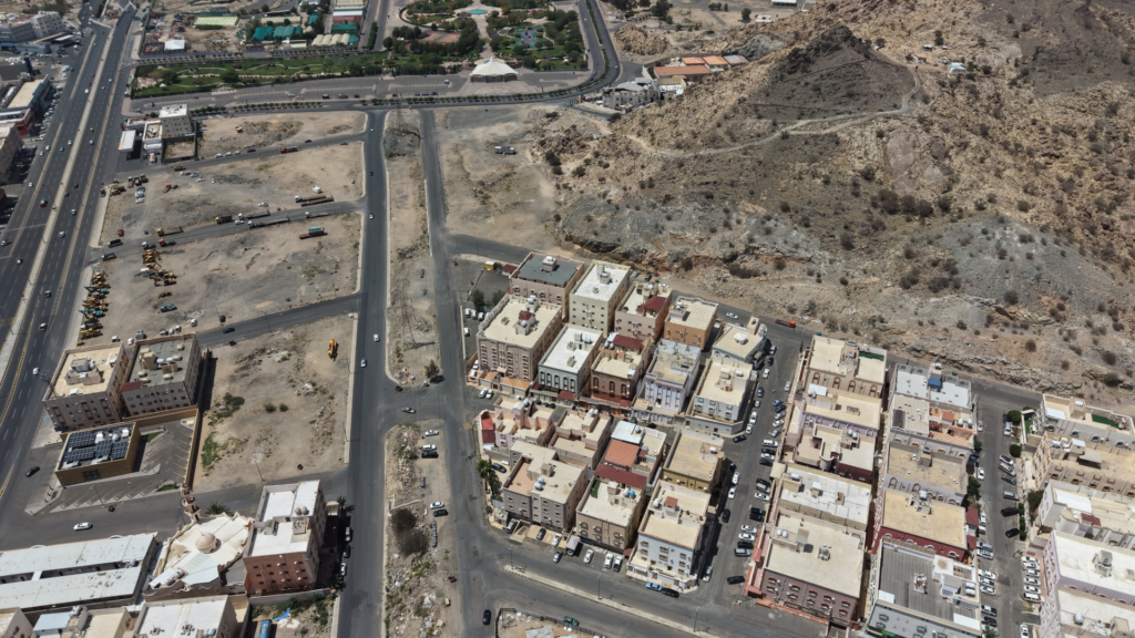 5- عمارة سكنية 643.8م2 بحي المنتزه