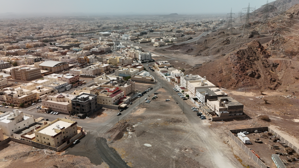 4- أرض – شرق جبل عير