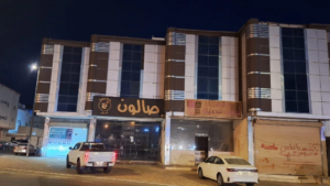 7- عمارة تجارية سكنية – المقام