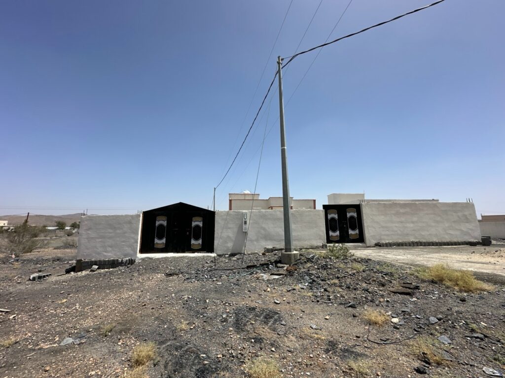12-فيلا سكنية في ثار بمساحة 640 م²