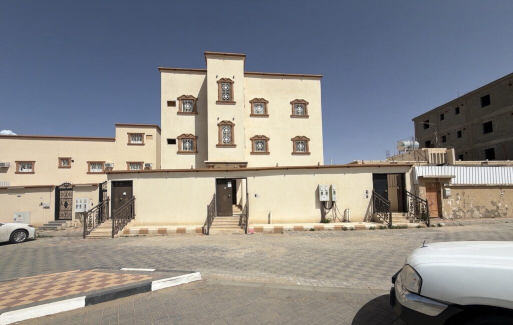 8- عمارة سكنية في مدينة نجران حي الفهد بمساحة 505 م²