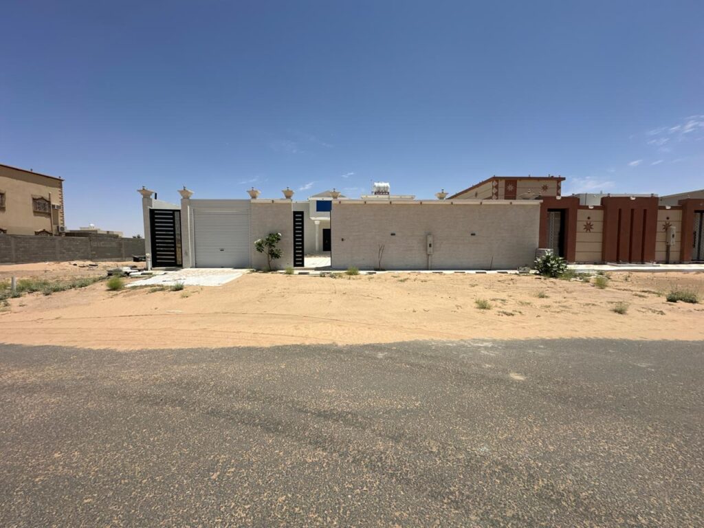 17- فيلا سكنية في نجران حي شرق المطار/ج بمساحة 800 م²