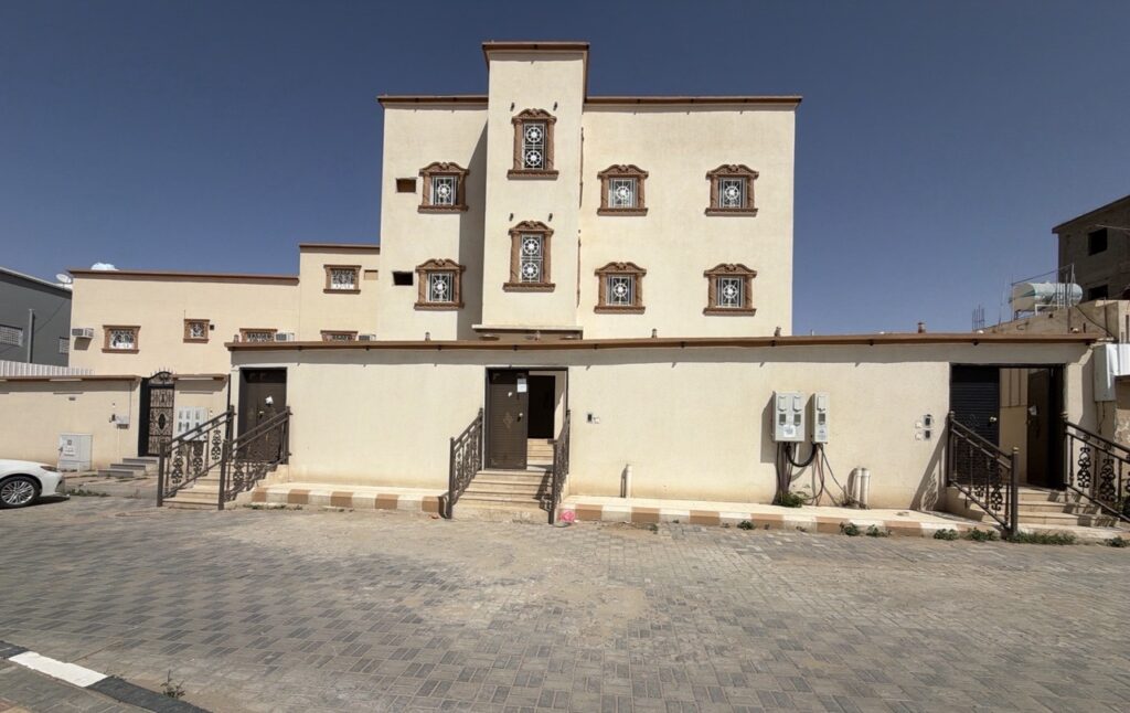 8- عمارة سكنية في مدينة نجران حي الفهد بمساحة 505 م²