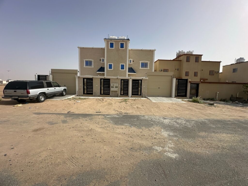 13-شقة سكنية في مدينة نجران حي شرق المطار بمساحة 220.11 م²