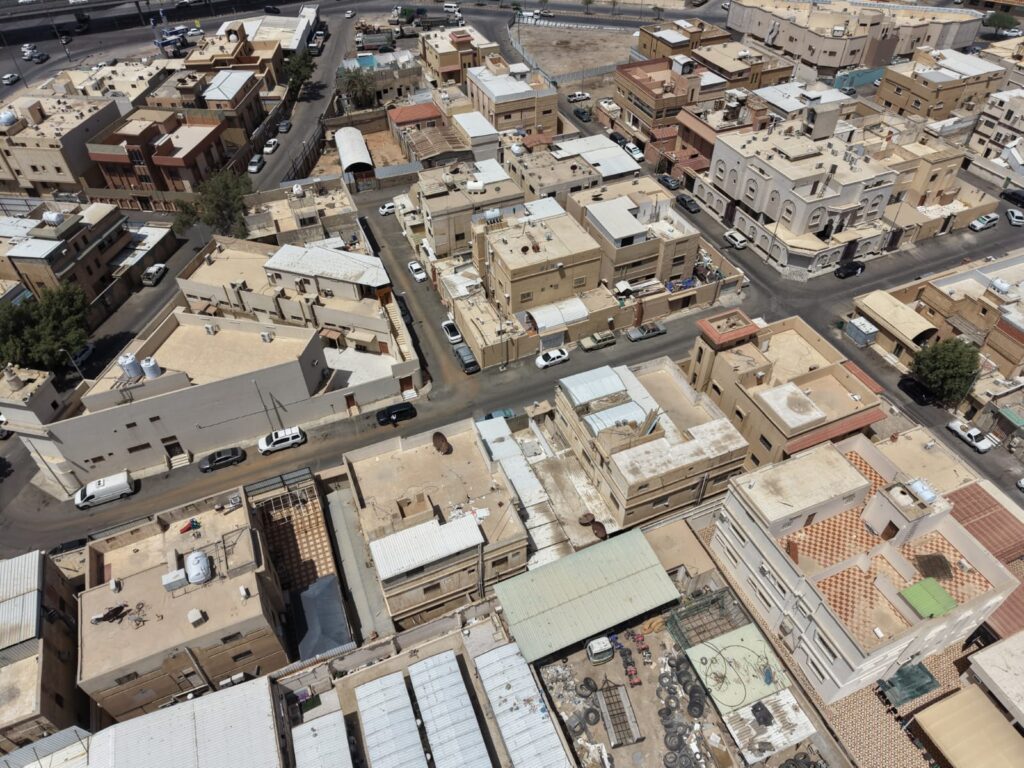 1-فيلا سكنية بحي الخالدية بمساحة 425 م² في مدينة الرياض