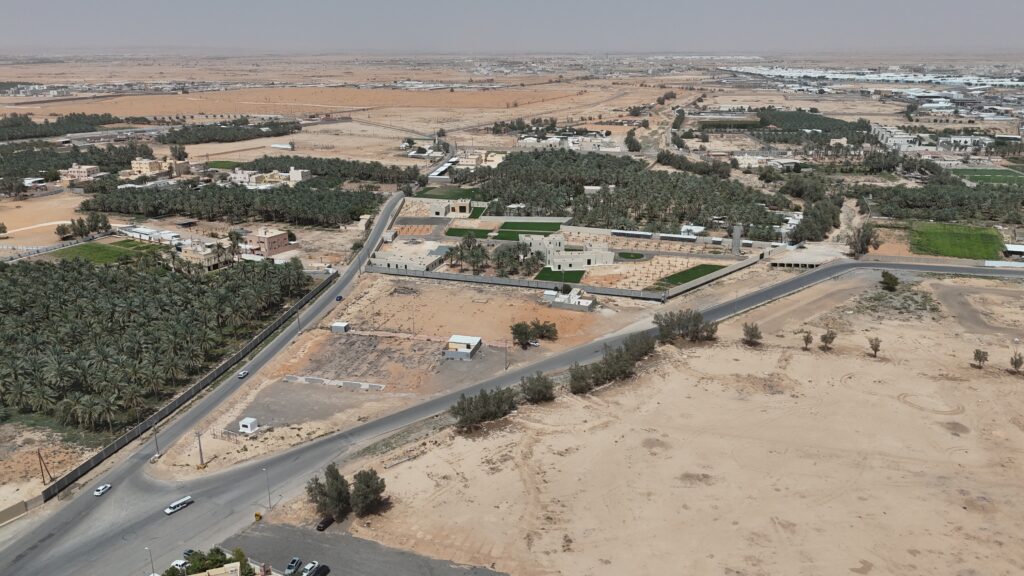 2-أرض سكنية 13452م2 بحي اليمامة