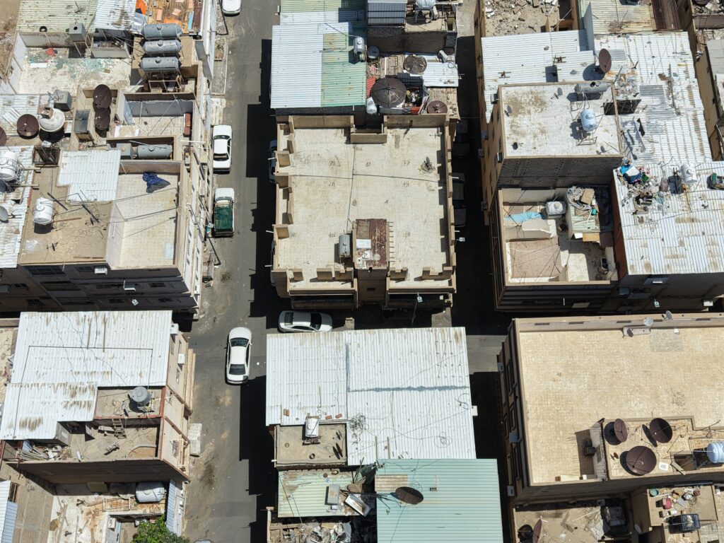 6-عمارة سكنية 172.80م2 بحي الشرقية