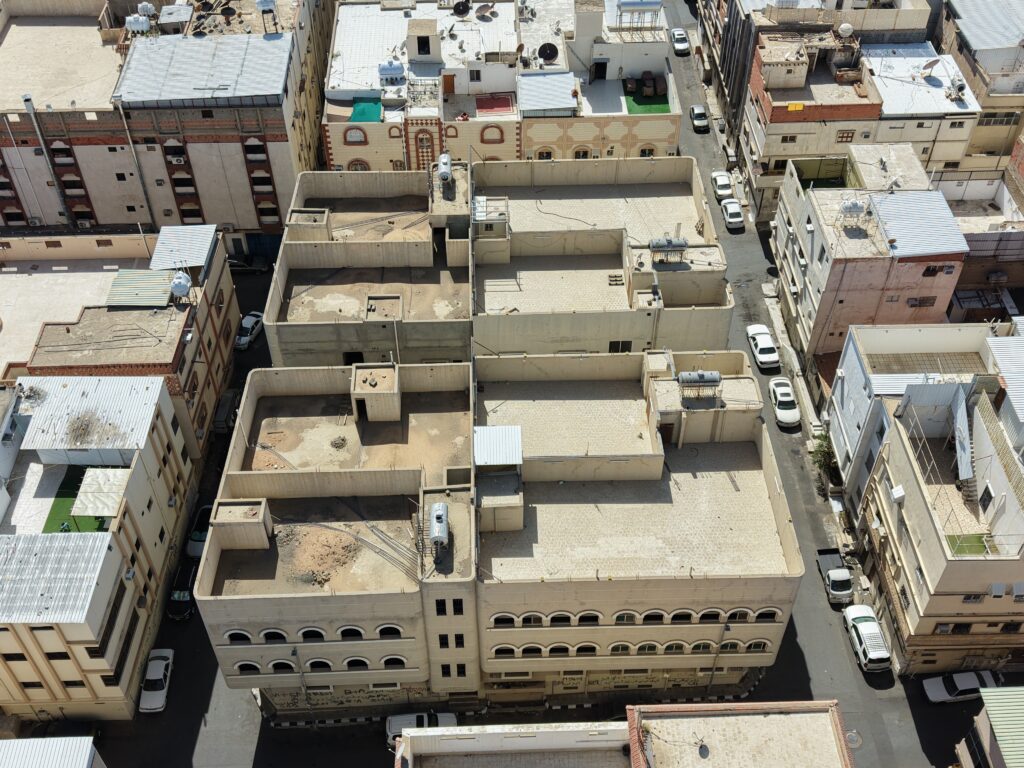 13-اربع عمائر سكنية 1280.66م2 بحي الوشحاء