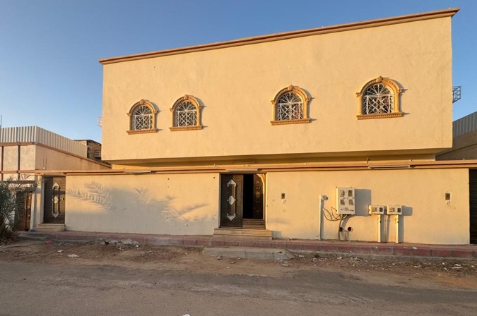 18- فيلا سكنية في شرورة حي الخالدية بمساحة 397.45 م²