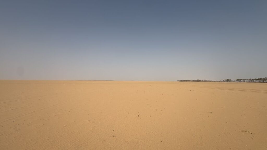 2-  أرض زراعية بحي النويعمة بمساحة 2000000 م²