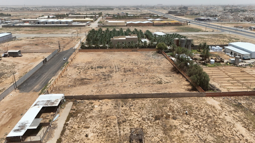 2-أرض بحي بريده