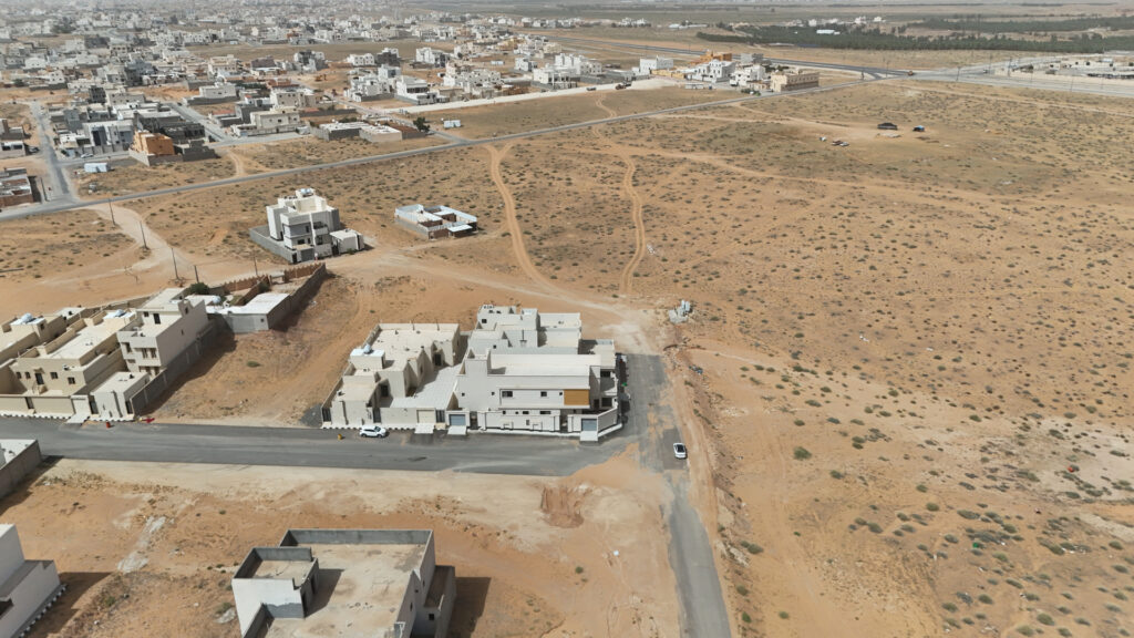 4- فيلا سكنية 390م2 في رواق الشرقي بريدة