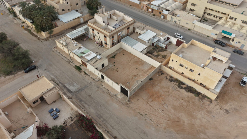 1-أرض سكنية مسورة بمساحة 441.60م2 – حي النهضة , حريملاء