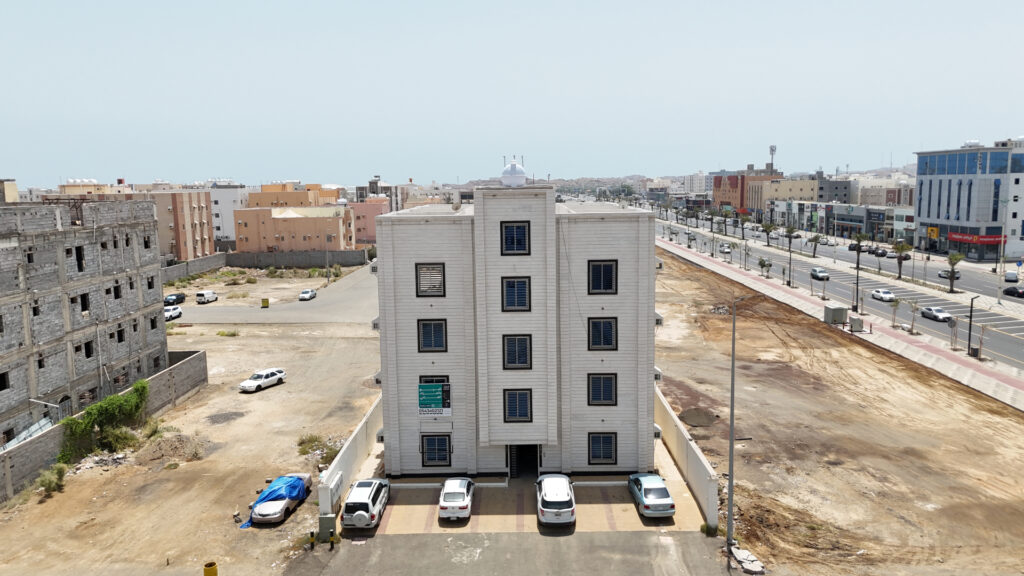 12-شقة سكنية بحي السويس
