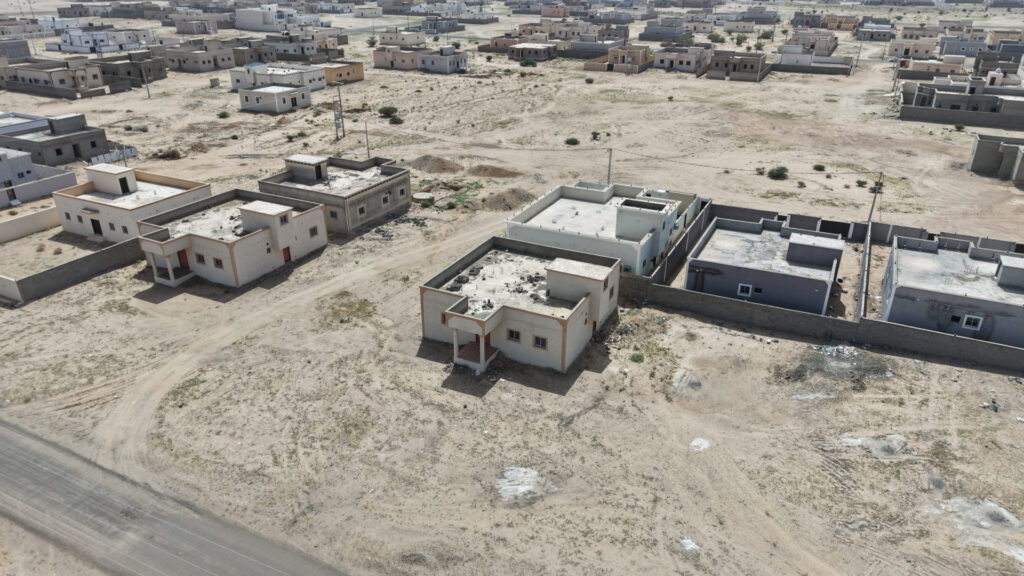3-دور سكني